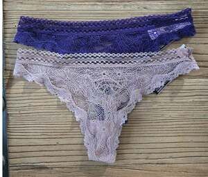Victoria's Secret Very Sexy Lace Thong Bundle sz XS New